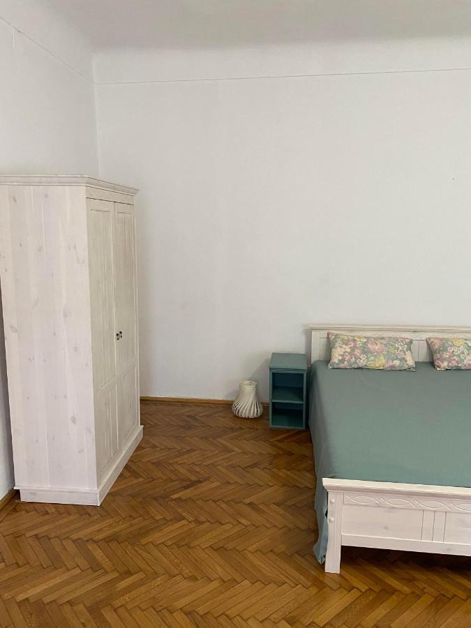 Apartament Istoric Ultracentral - With Parking Sibiu Bagian luar foto